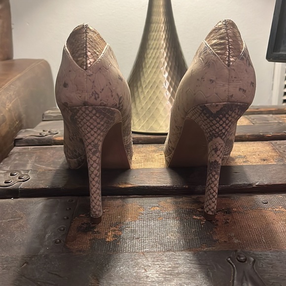 SAM EDELMAN snake 7.5 pumps - Picture 4 of 7